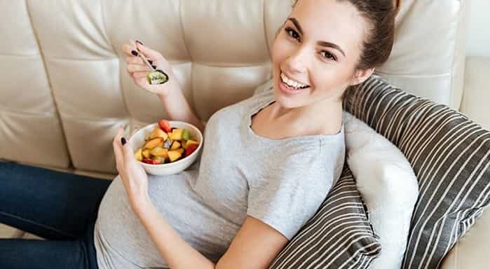 چرا باید در دوران بارداری خوب غذا بخوریم؟